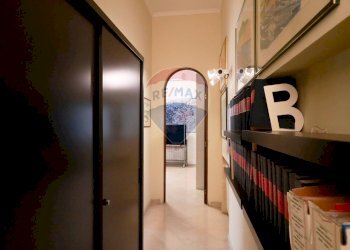 Hall / corridoio - Quadrilocale Via Pietro Ravanas
 
228, Bari - foto 19