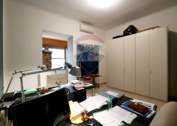 Ufficio - Quadrilocale Via Pietro Ravanas
 
228, Bari - foto 21