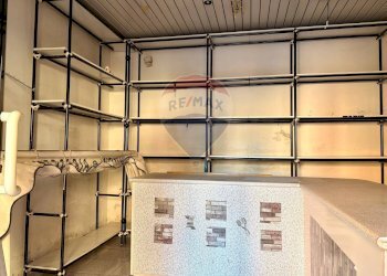 Dispensa di stoccaggio - Locale Commerciale Via Giulio Petroni
 
20, Bari - foto 6