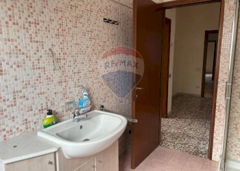 Bagno - Trilocale VIA PREALPI
 
2, Gallarate - foto 15