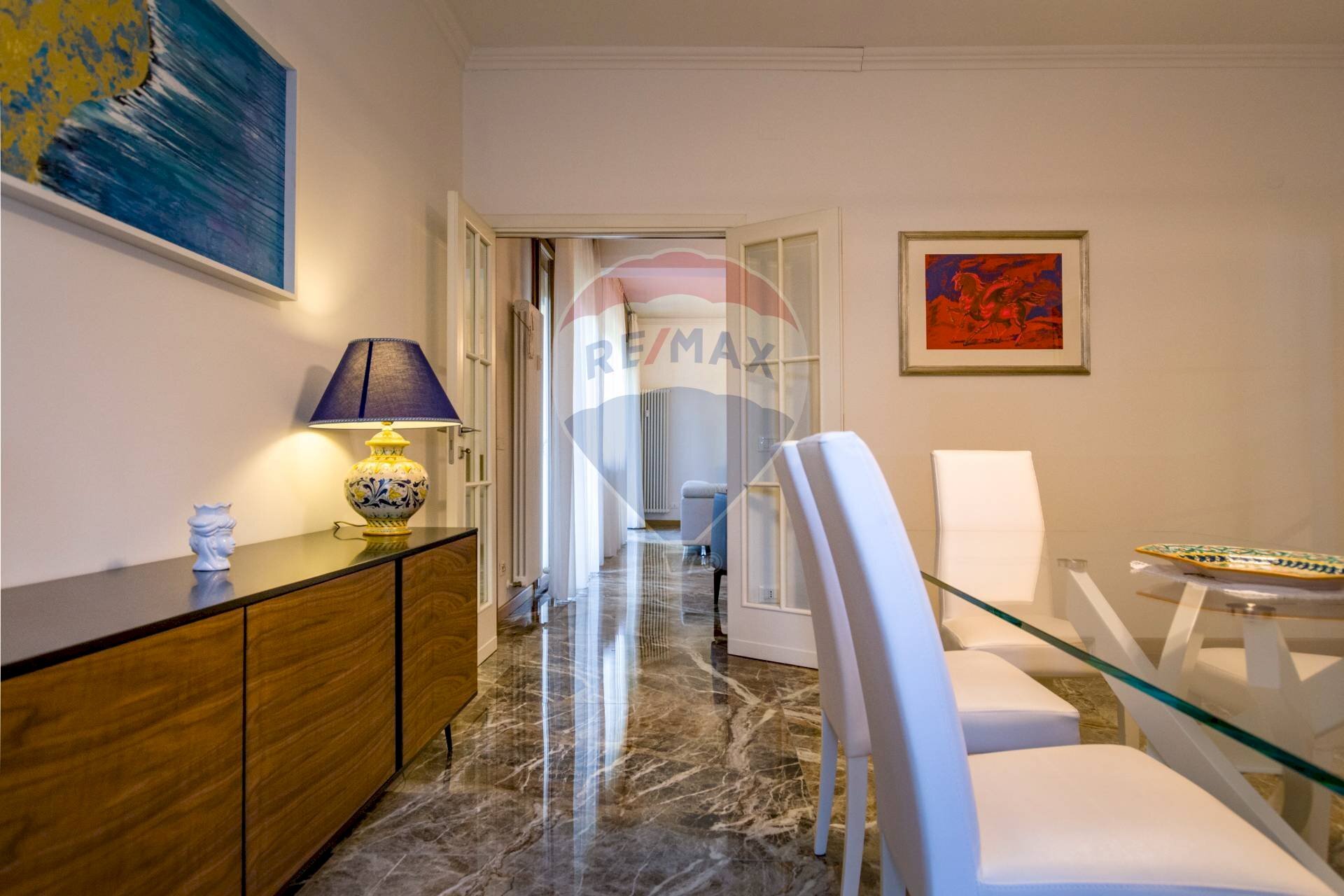 Sala da pranzo - Appartamento Viale Timavo
 
57, Reggio nell'Emilia - foto 3