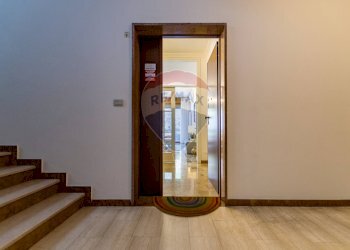 Scale - Appartamento Viale Timavo
 
57, Reggio nell'Emilia - foto 18