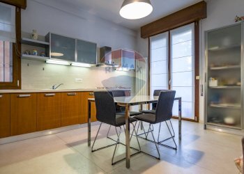 Cucina - Appartamento Viale Timavo
 
57, Reggio nell'Emilia - foto 32