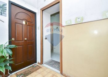 Hall / corridoio - Quadrilocale Via Giuseppe Fava
 
75, Catania - foto 19