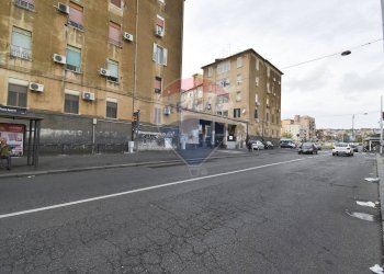 Edificio all\'aperto - Quadrilocale Via Giuseppe Fava
 
75, Catania - foto 20