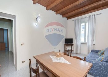 Sala da pranzo - Quadrilocale Via Giuseppe Fava
 
75, Catania - foto 27