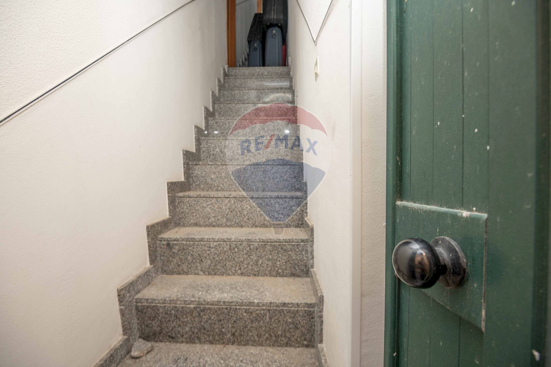 Scale - Casa indipendente Via Alba
 
13, Caltagirone - foto 3