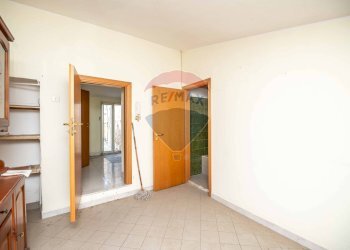 Stanza vuota - Casa indipendente Via Alba
 
13, Caltagirone - foto 15