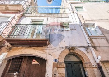 Edificio all\'aperto - Casa indipendente Via Alba
 
13, Caltagirone - foto 26