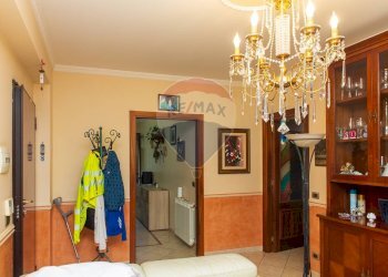 Soggiorno - Appartamento via San Nicolo'
 
6, Aci Catena - foto 9