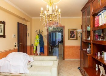 Soggiorno - Appartamento via San Nicolo'
 
6, Aci Catena - foto 10