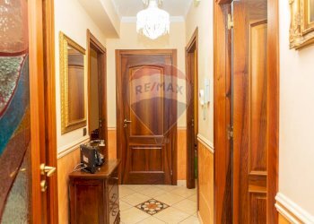 Hall / corridoio - Appartamento via San Nicolo'
 
6, Aci Catena - foto 11