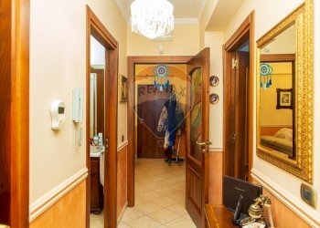 Hall / corridoio - Appartamento via San Nicolo'
 
6, Aci Catena - foto 12