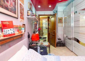 Camera / camera da letto - Appartamento via San Nicolo'
 
6, Aci Catena - foto 15