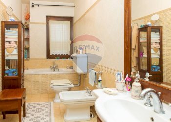 Bagno - Appartamento via San Nicolo'
 
6, Aci Catena - foto 19