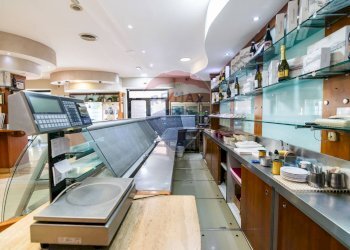 bar - Cafeteria - Cold Bar Stradale San Giorgio
 
196, Catania - photo 5