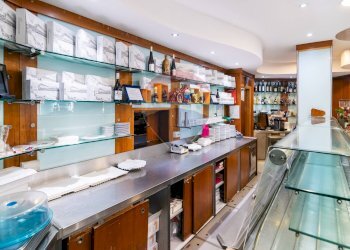 Cucina - Cafeteria - Cold Bar Stradale San Giorgio
 
196, Catania - photo 10