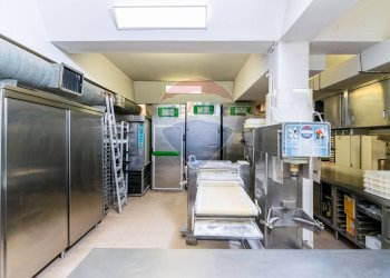 Palestra - Cafeteria - Cold Bar Stradale San Giorgio
 
196, Catania - photo 46