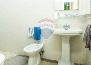 Bagno - Villa Via Francesco Caracciolo
 
36, Misterbianco - foto 16