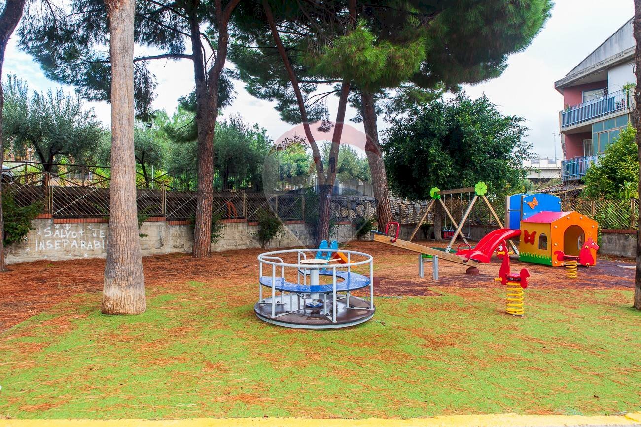 Giardino - Quadrilocale Via San Domenico Savio
 
25, Gravina di Catania - foto 3