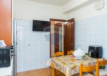 Sala da pranzo - Quadrilocale Via San Domenico Savio
 
25, Gravina di Catania - foto 6