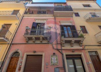 Edificio all\'aperto - Casa indipendente Via Alfieri
 
113, Grammichele - foto 1