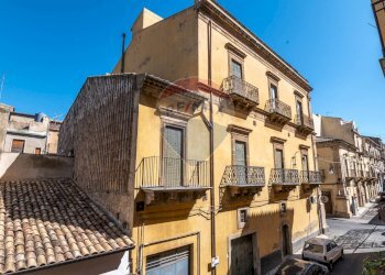 Edificio all\'aperto - Casa indipendente Via Alfieri
 
113, Grammichele - foto 10