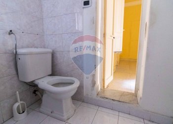 Bagno - Trilocale Viale Della Libertà
 
140, Catania - foto 13