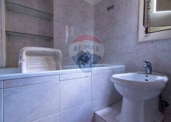 Bagno - Trilocale Viale Della Libertà
 
140, Catania - foto 14