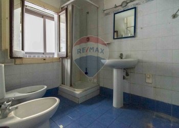 Bagno - Trilocale Viale Della Libertà
 
140, Catania - foto 18