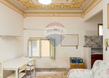 Sala da pranzo - Casa indipendente Via XXIV Maggio
 
3, Motta Sant'Anastasia - foto 2