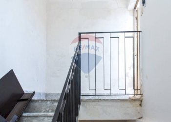 Scale - Casa indipendente Via XXIV Maggio
 
3, Motta Sant'Anastasia - foto 18