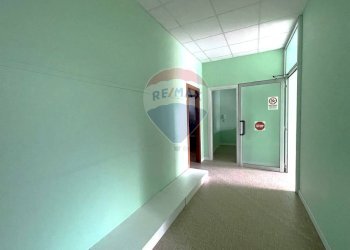 Hall / corridoio - Office VIA M.L. KING
 
2/A, Chiaravalle - photo 4