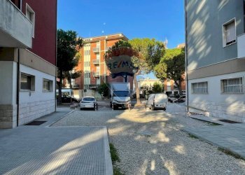 Edificio all\'aperto - Office VIA M.L. KING
 
2/A, Chiaravalle - photo 6