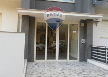 Edificio all\'aperto - Quadrilocale Via Napoleone Colajanni
 
9, Caltanissetta - foto 1