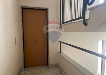 Scale - Trilocale via vittorio emanuele
 
169, Giardini-Naxos - foto 22