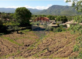 Vista delle montagne - Rustic strada provinciale 7ii
 
29, Castiglione di Sicilia - photo 35