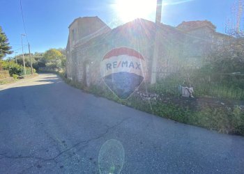 Vista delle montagne - Rustic strada provinciale 7ii
 
29, Castiglione di Sicilia - photo 8
