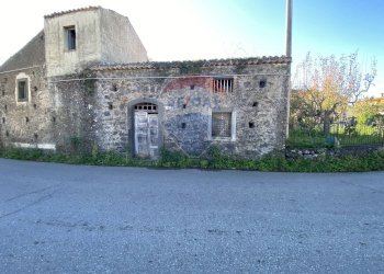 Casa all\'aperto - Terreno agricolo strada provinciale sp7ii
 
29, Castiglione di Sicilia - foto 13