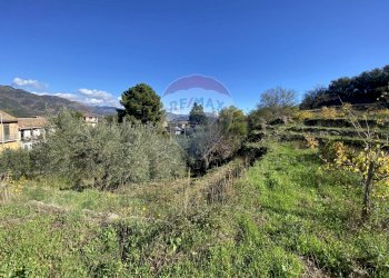 Vista delle montagne - Terreno agricolo strada provinciale sp7ii
 
29, Castiglione di Sicilia - foto 41