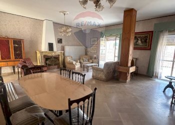 Sala da pranzo - Attico Via Regina Elena
 
58, Caltanissetta - foto 7