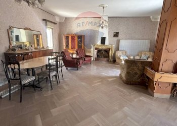 Sala da pranzo - Attico Via Regina Elena
 
58, Caltanissetta - foto 8