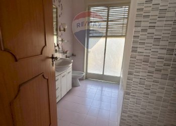 Bagno - Attico Via Regina Elena
 
58, Caltanissetta - foto 25