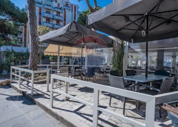 Terrazza - Attività Commerciale Viale Giosuè Carducci
 
197, Comacchio - foto 4