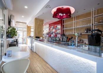 Bagno - Attività Commerciale Viale Giosuè Carducci
 
197, Comacchio - foto 10