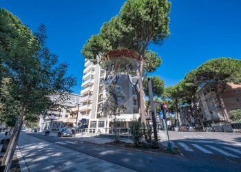 Edificio all\'aperto - Attività Commerciale Viale Giosuè Carducci
 
197, Comacchio - foto 21