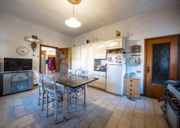 Cucina - Villa Vicolo Anita Garibaldi
 
6, Occhiobello - foto 13