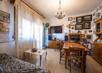 Sala da pranzo - Villa Vicolo Anita Garibaldi
 
6, Occhiobello - foto 14