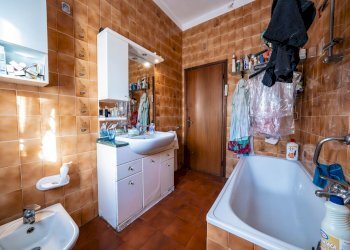 Bagno - Villa Vicolo Anita Garibaldi
 
6, Occhiobello - foto 19