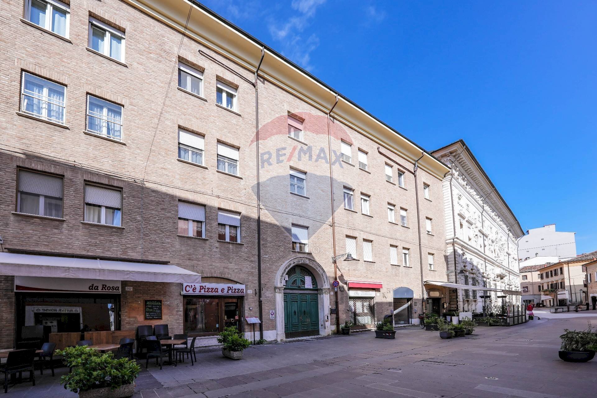 Edificio all\'aperto - Quadrilocale Ferrara - foto 1